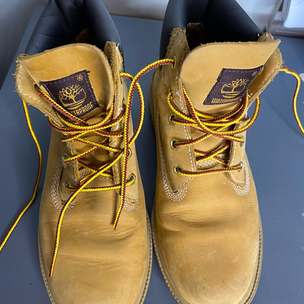 Timberlands - Picture 2 of 5